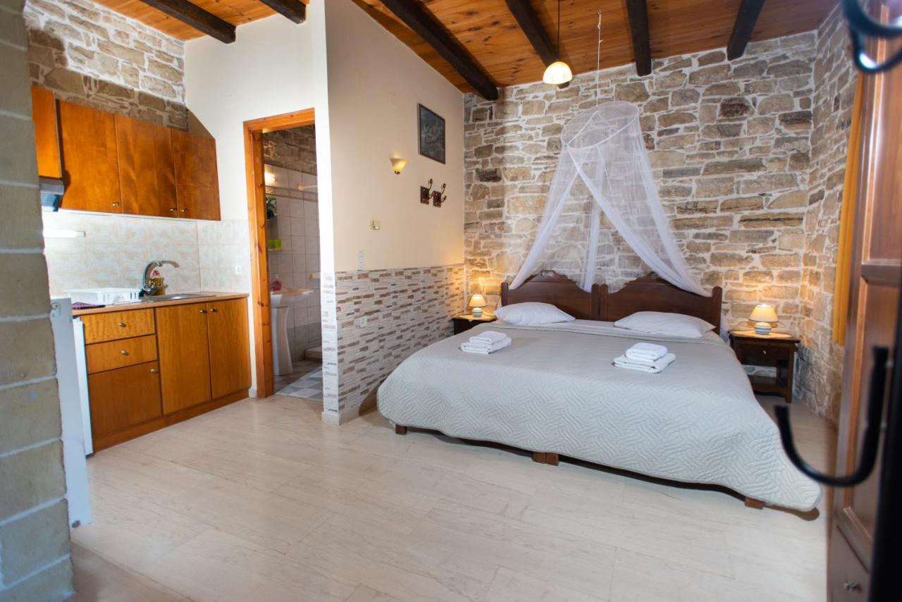 Sivas Apartments-Studios,Sigelakis With Very Nice View Екстериор снимка