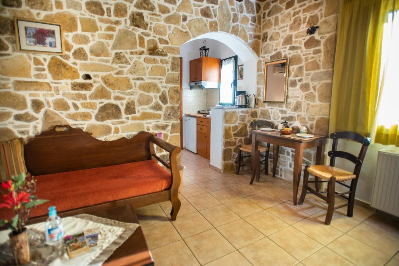 Sivas Apartments-Studios,Sigelakis With Very Nice View Екстериор снимка