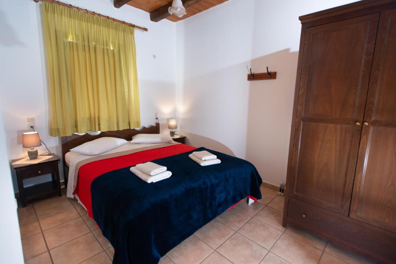 Sivas Apartments-Studios,Sigelakis With Very Nice View Екстериор снимка