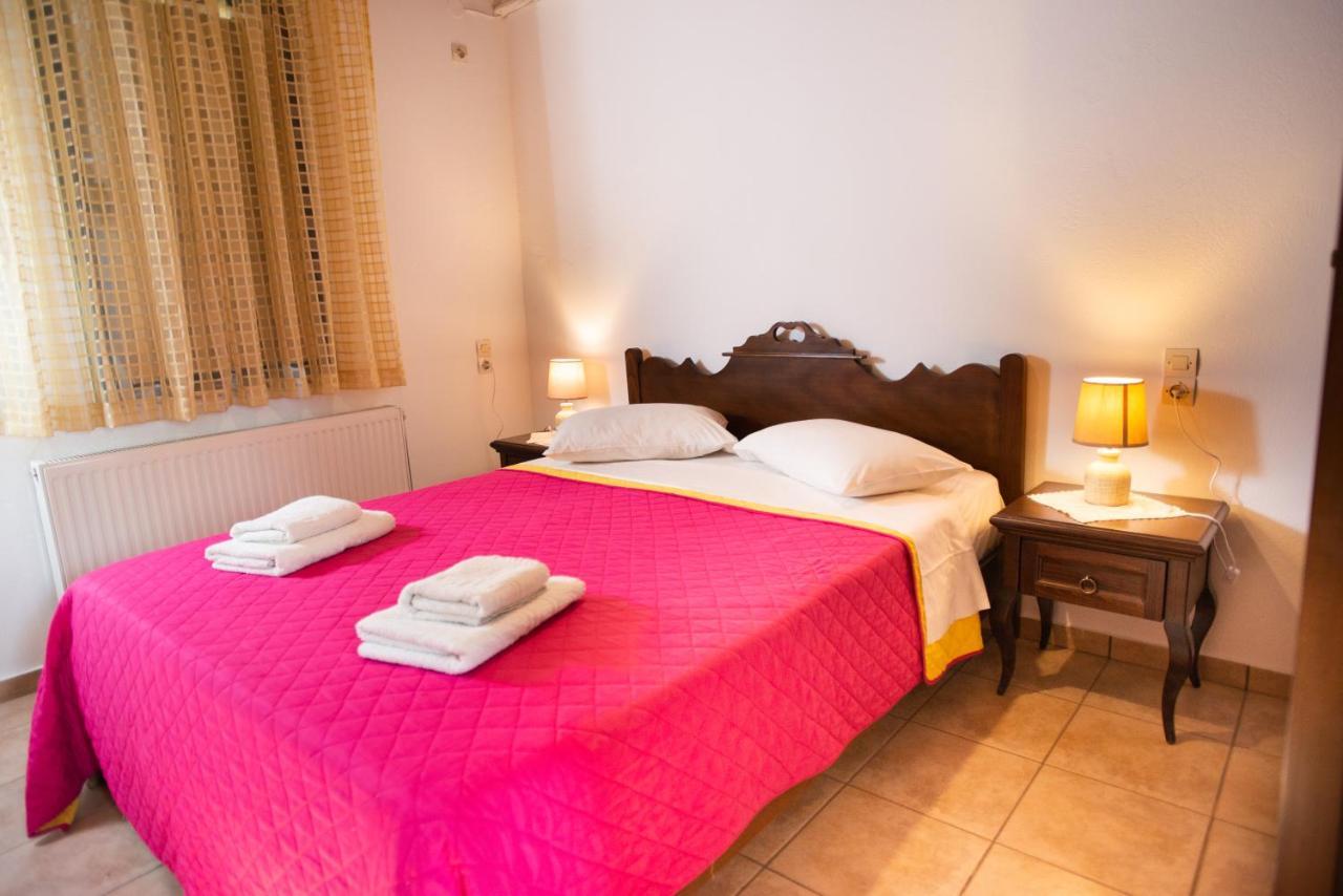 Sivas Apartments-Studios,Sigelakis With Very Nice View Екстериор снимка