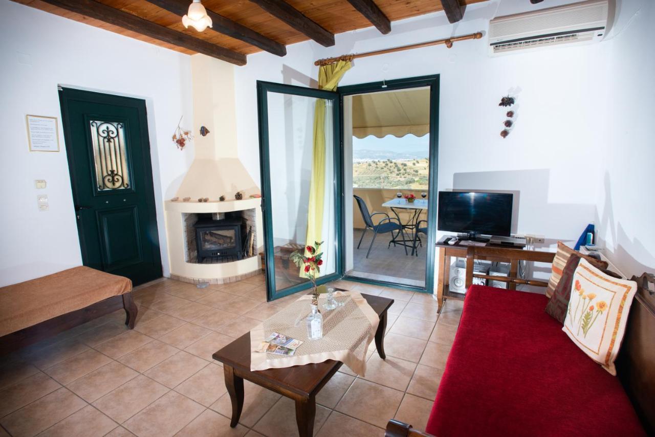 Sivas Apartments-Studios,Sigelakis With Very Nice View Екстериор снимка