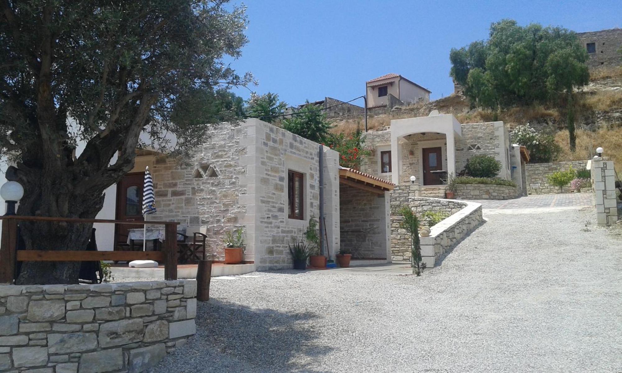 Sivas Apartments-Studios,Sigelakis With Very Nice View Стая снимка