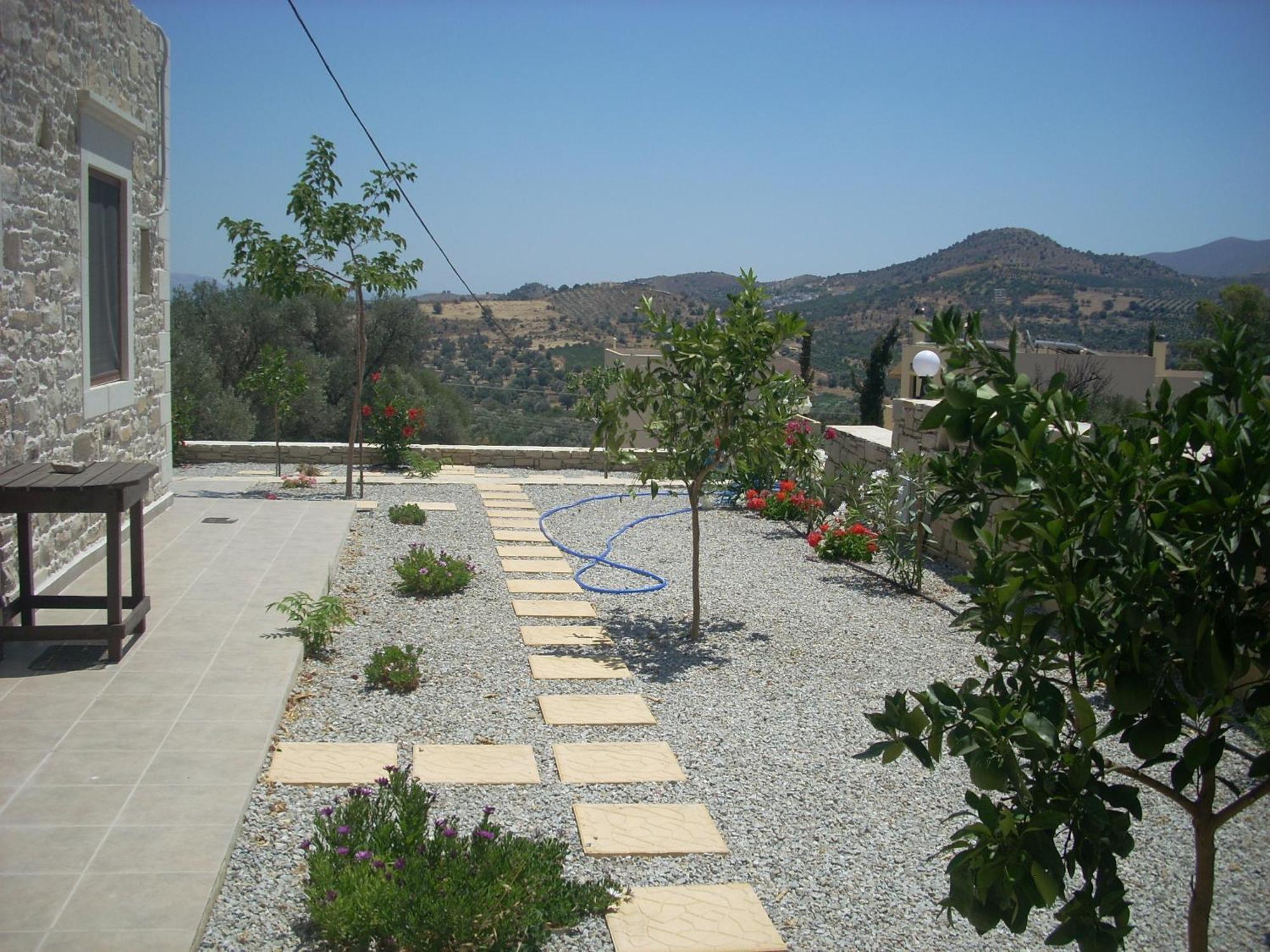 Sivas Apartments-Studios,Sigelakis With Very Nice View Стая снимка