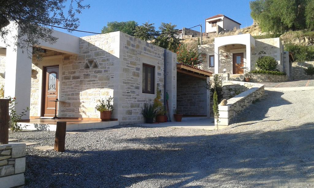 Sivas Apartments-Studios,Sigelakis With Very Nice View Екстериор снимка