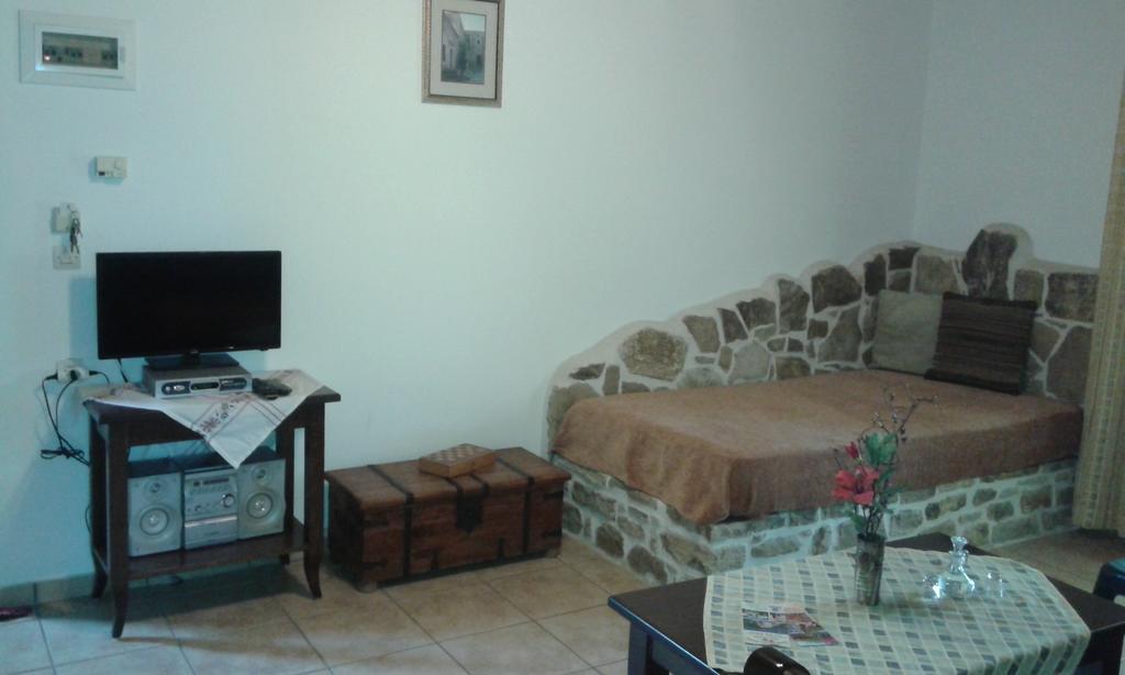 Sivas Apartments-Studios,Sigelakis With Very Nice View Екстериор снимка