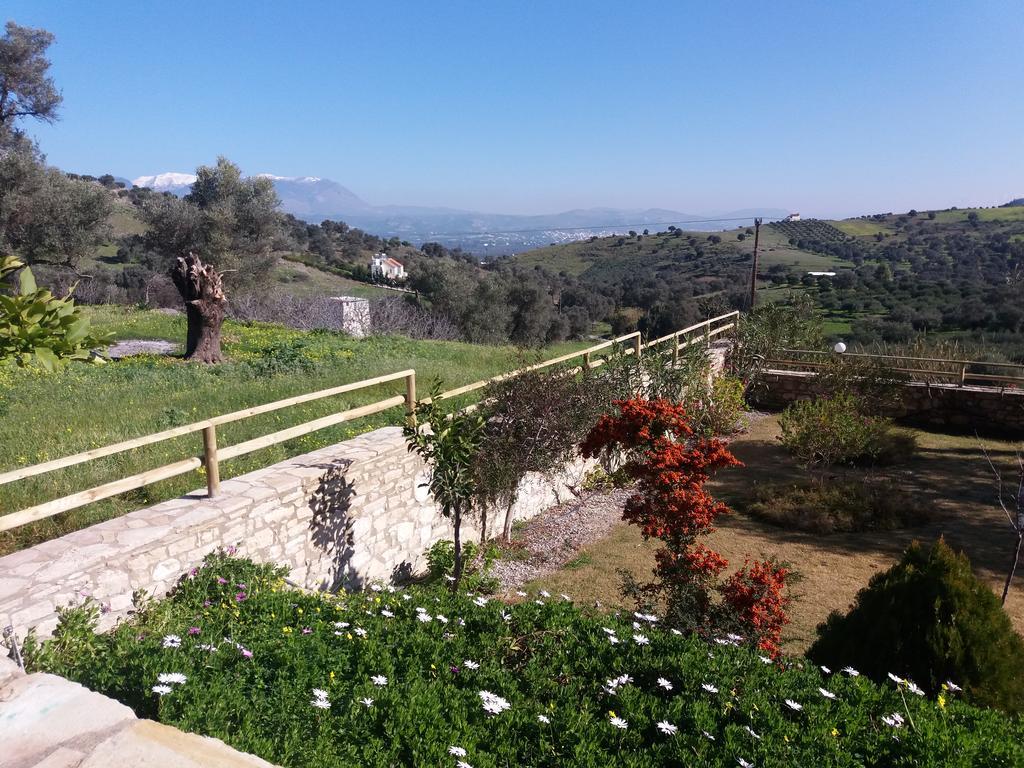 Sivas Apartments-Studios,Sigelakis With Very Nice View Екстериор снимка